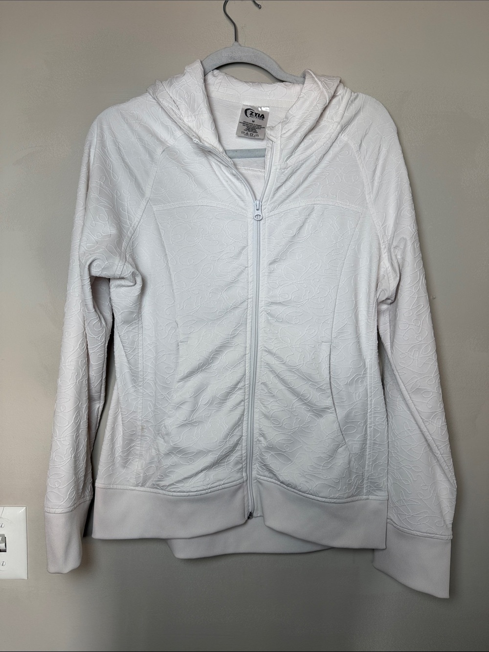 Ziya White Hooded Zip Bomber Jacket with Textured Fabric Design. Size Medium